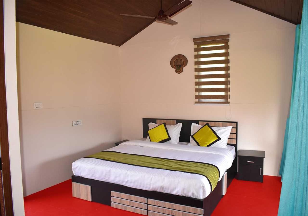 Thirunelly Koomankolly Resort מראה חיצוני תמונה