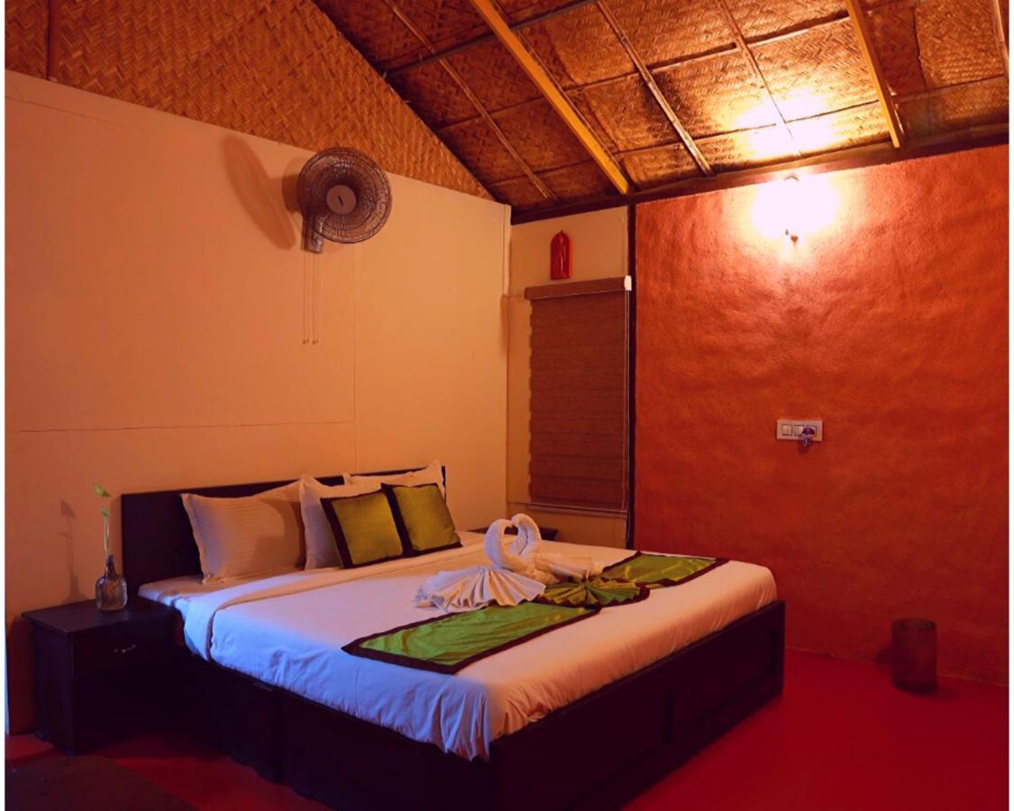 Thirunelly Koomankolly Resort מראה חיצוני תמונה